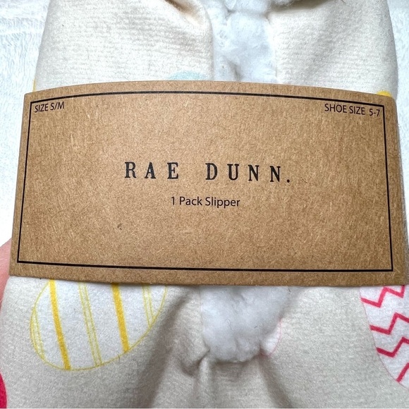 Rae Dunn New EASTER Egg Faux Sherpa Slippers Cream Small Medim S M 5 7 - Picture 4 of 17